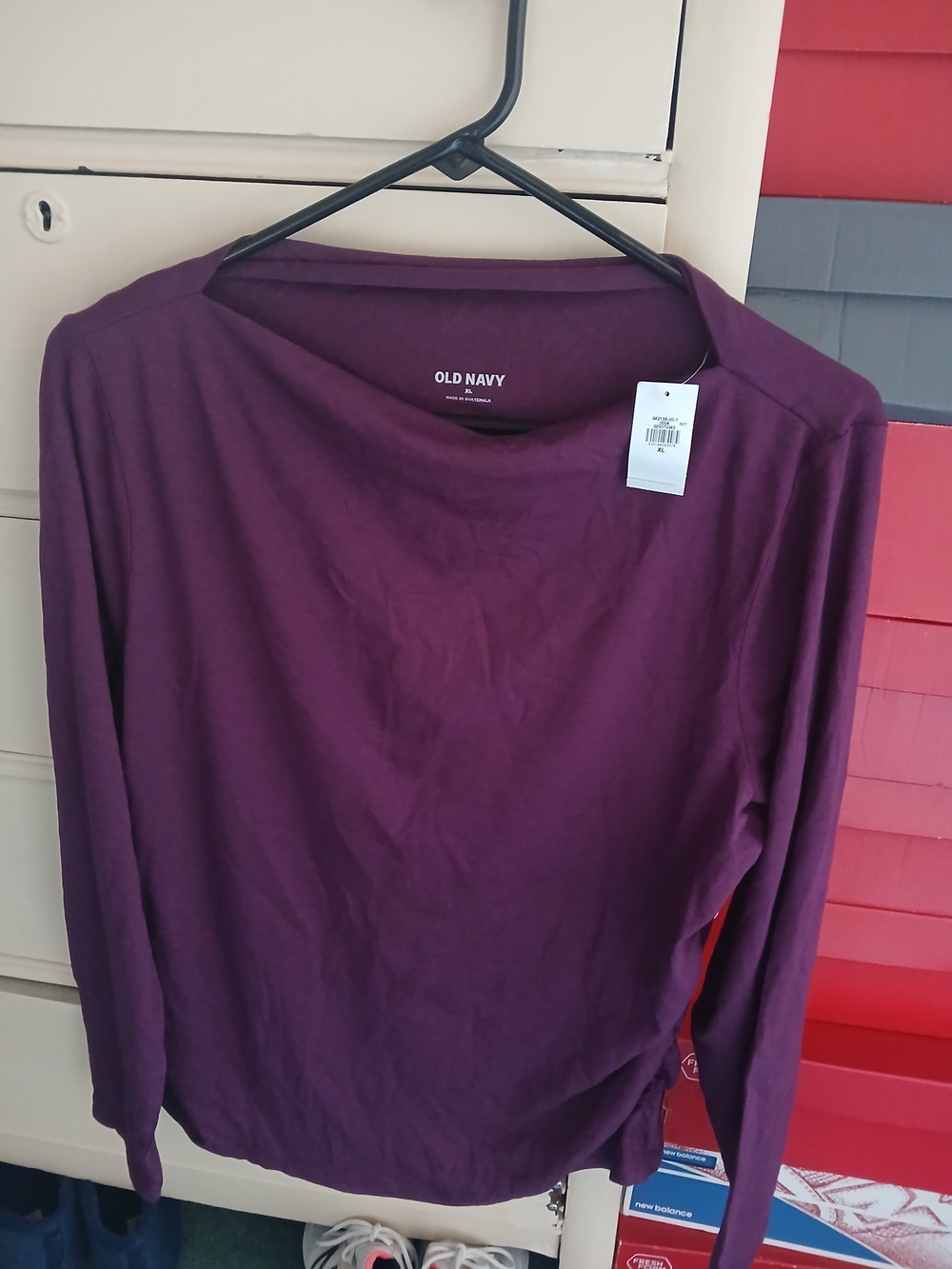 Old Navy Women’s Long-Sleeve Crewneck Top - Plum